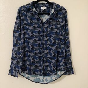 Daya by Zendaya Blue Camouflage Outdoorsy Camo Casual Button Up Shirt M Fall